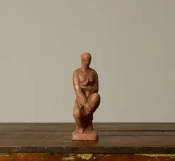 Pierce & Ward CERAMIC SEATED WOMAN FIGURE | Objets D'Art