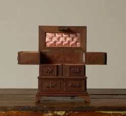 Pierce & Ward EARLY 20TH CENTURY BLACK FOREST CARVED MUSIC BOX | Boxes