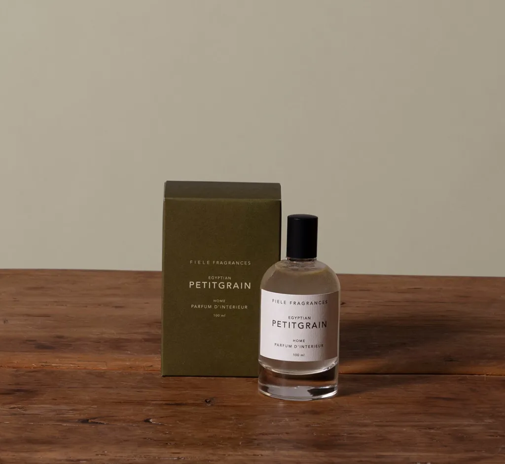 Pierce & Ward FIELE ROOM SPRAY PETITGRAIN | Apothecary