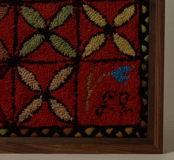 Pierce & Ward FRAMED 19TH CENTURY AMERICAN GEOMETRIC HOOKED RUG I | Art
