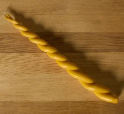 Pierce & Ward IL BUCO VITA COLOSSAL DOUBLE WICK TWISTED BEESWAX CANDLE | Candlesticks & Candles