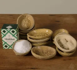 Pierce & Ward MALDON SALT WITH VINTAGE CIRCULAR SICILIAN VESSEL | Kitchen