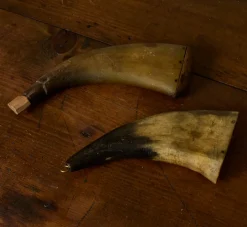 Pierce & Ward PAIR OF ANTIQUE SWEDISH HUNTING HORNS | Objets D'Art