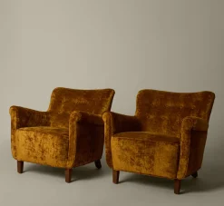 Pierce & Ward PAIR OF DANISH EASY CHAIRS IN THE MANNER OF FRITZ HANSEN | Furniture