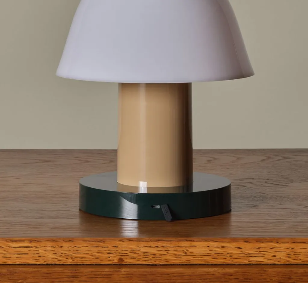 Pierce & Ward SETAGO PORTABLE LAMP JH27 IN NUDE/FOREST | Lighting