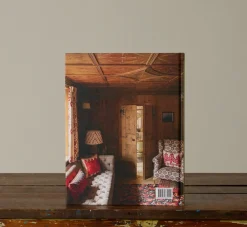 Pierce & Ward THE QUEEN OF THE DOLOMITES: LIVING IN CORTINA D'AMPEZZO | Books & Bookends