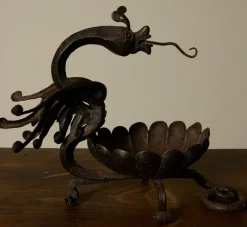 Pierce & Ward WROUGHT IRON DRAGON VIDE POCHE CIRCA 1850 | Vessels | Objets D'Art